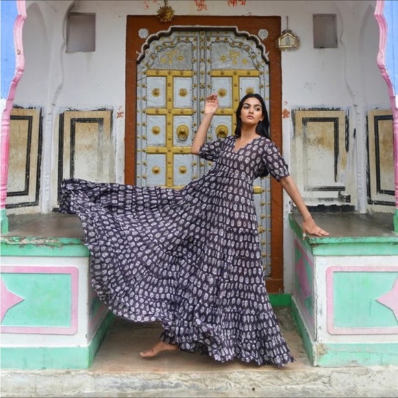 Daughters of India Dresses & Skirts - Daughters of India Chaaya Maxi Dress ~ Chai Size XS